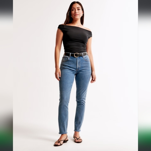 Abercrombie & Fitch The Skinny High Rise Curve Love Medium Womens Sz 28/6R NWT - Picture 2 of 15